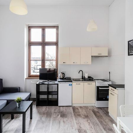 Apartament Z Osobna Sypialnia W Pieknej Kamienicy W Centrum Wroclaw Luaran gambar