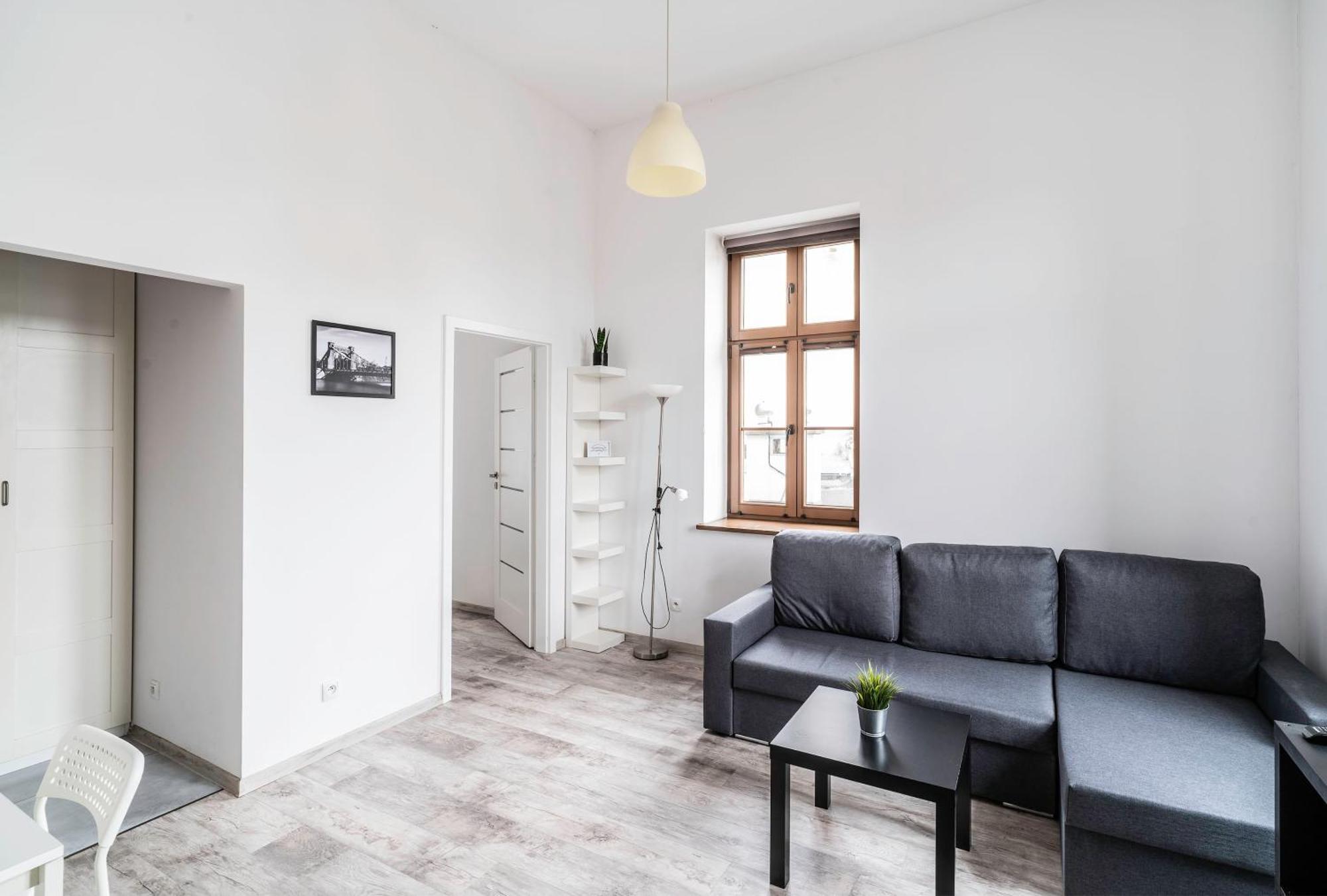Apartament Z Osobna Sypialnia W Pieknej Kamienicy W Centrum Wroclaw Luaran gambar